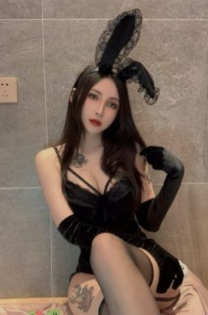 亚洲伊人久久精品_免费观看字幕