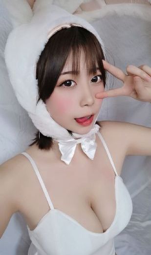 白嫩护士少妇人妻无码_4K神马影院手机在线